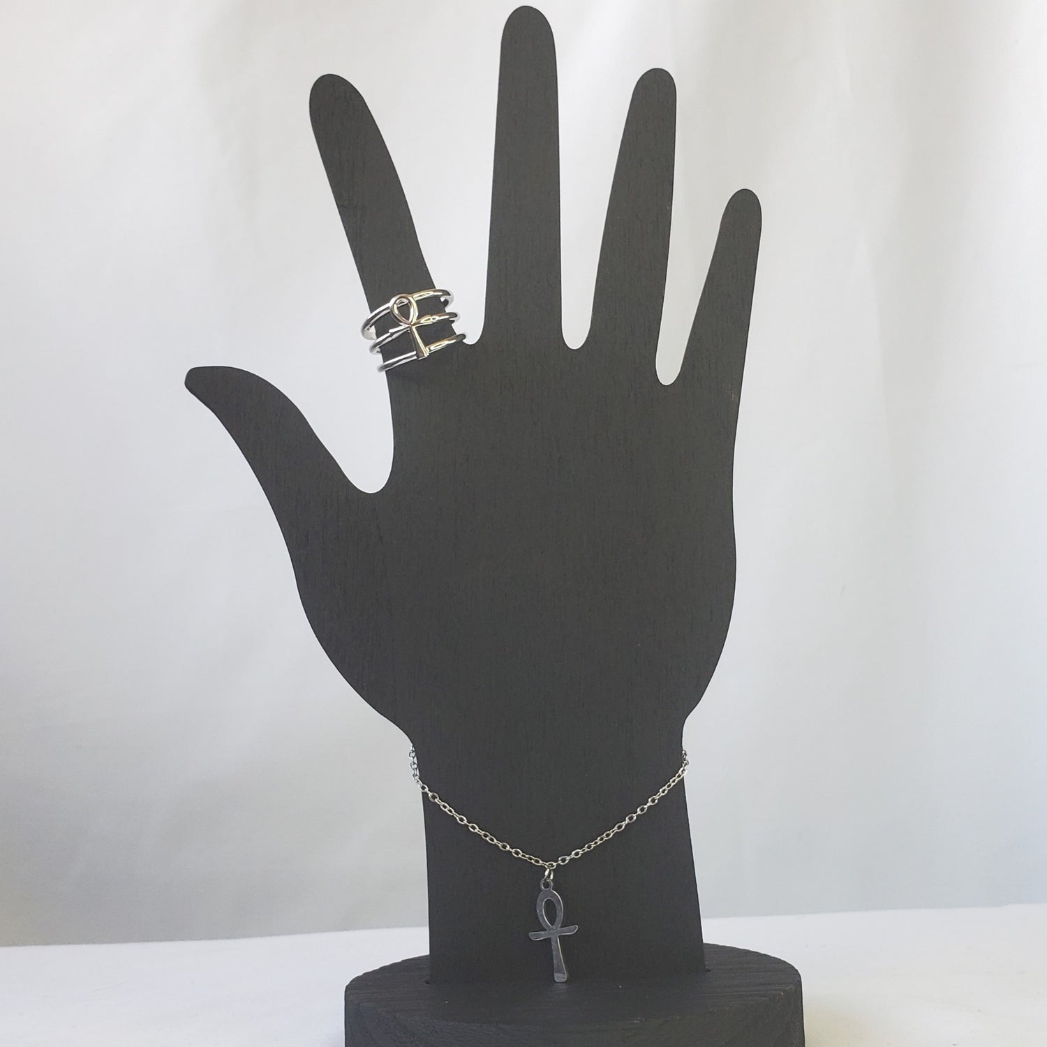 Jewelry & Accessories